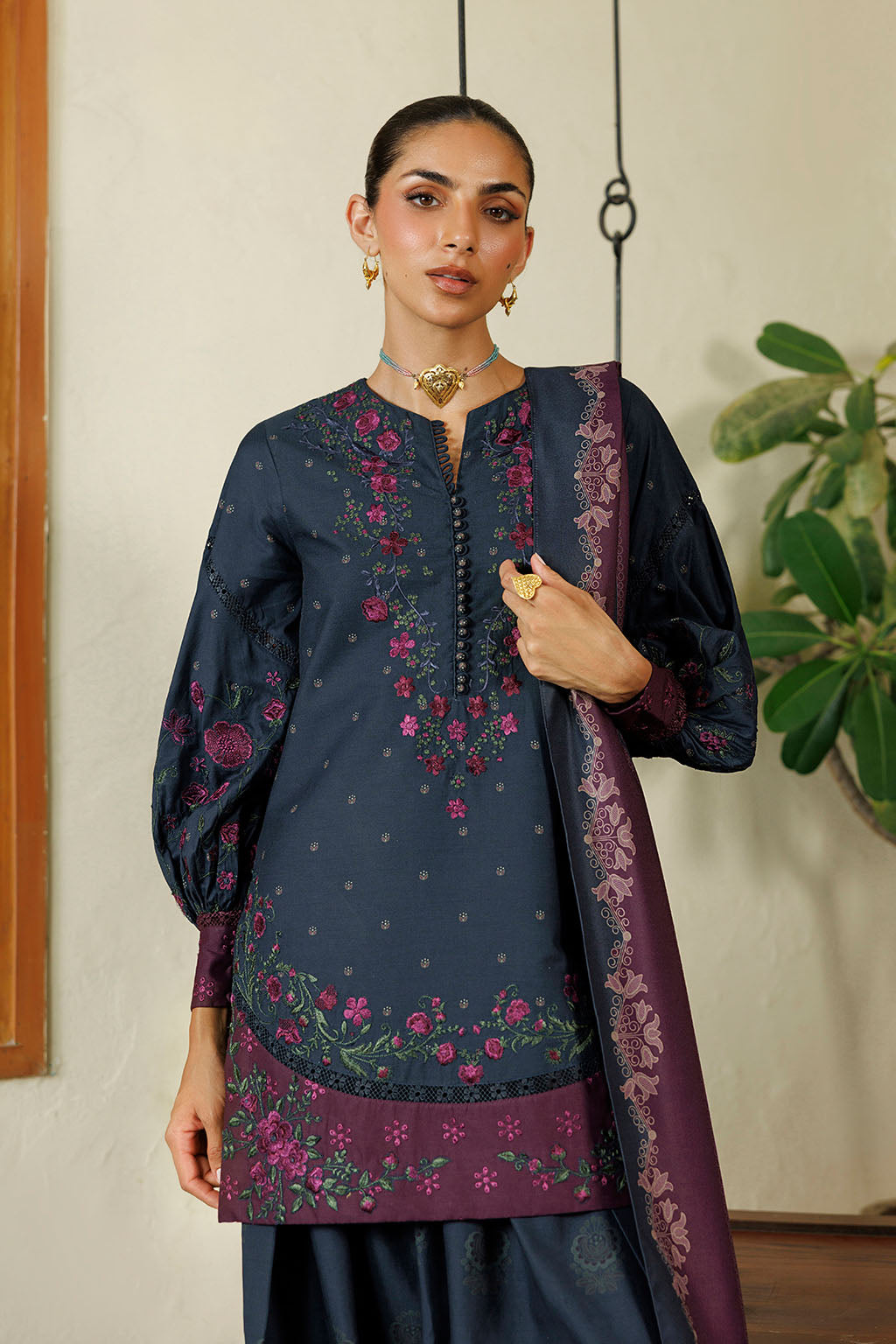 Iznik IPF-26 Embroidered Printed Viscose Linen