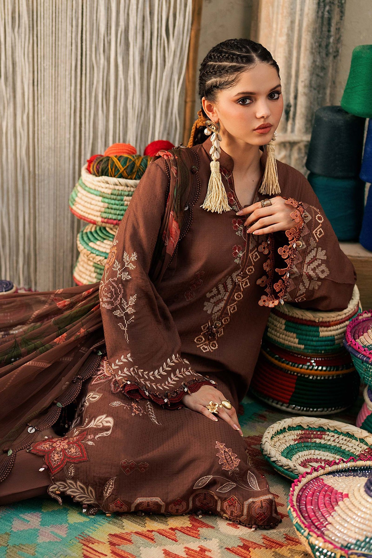 3 Piece Unstiched Embroidered Dobby Linen Suit