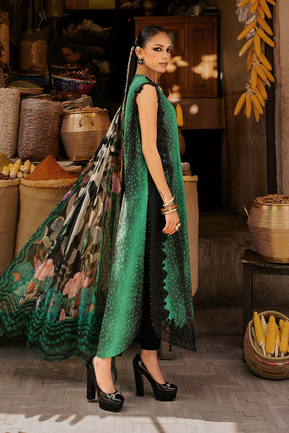 3 Piece Unstiched Embroidered Cambric Suit