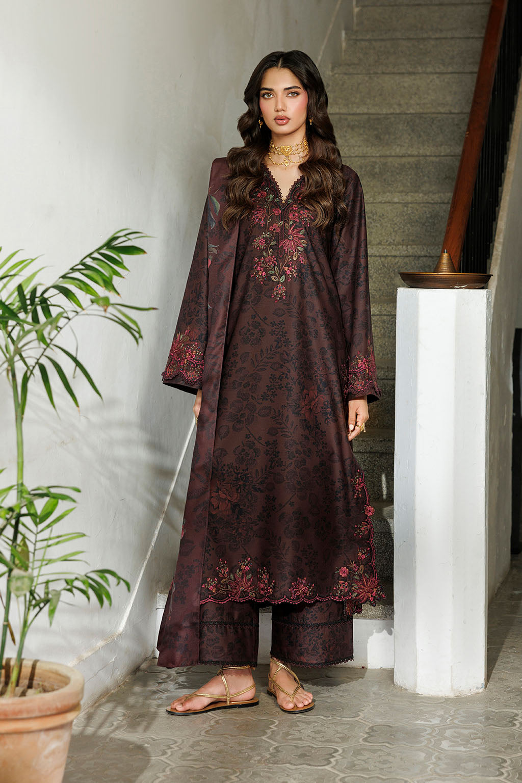 Iznik IPF-29 Embroidered Printed Viscose Linen