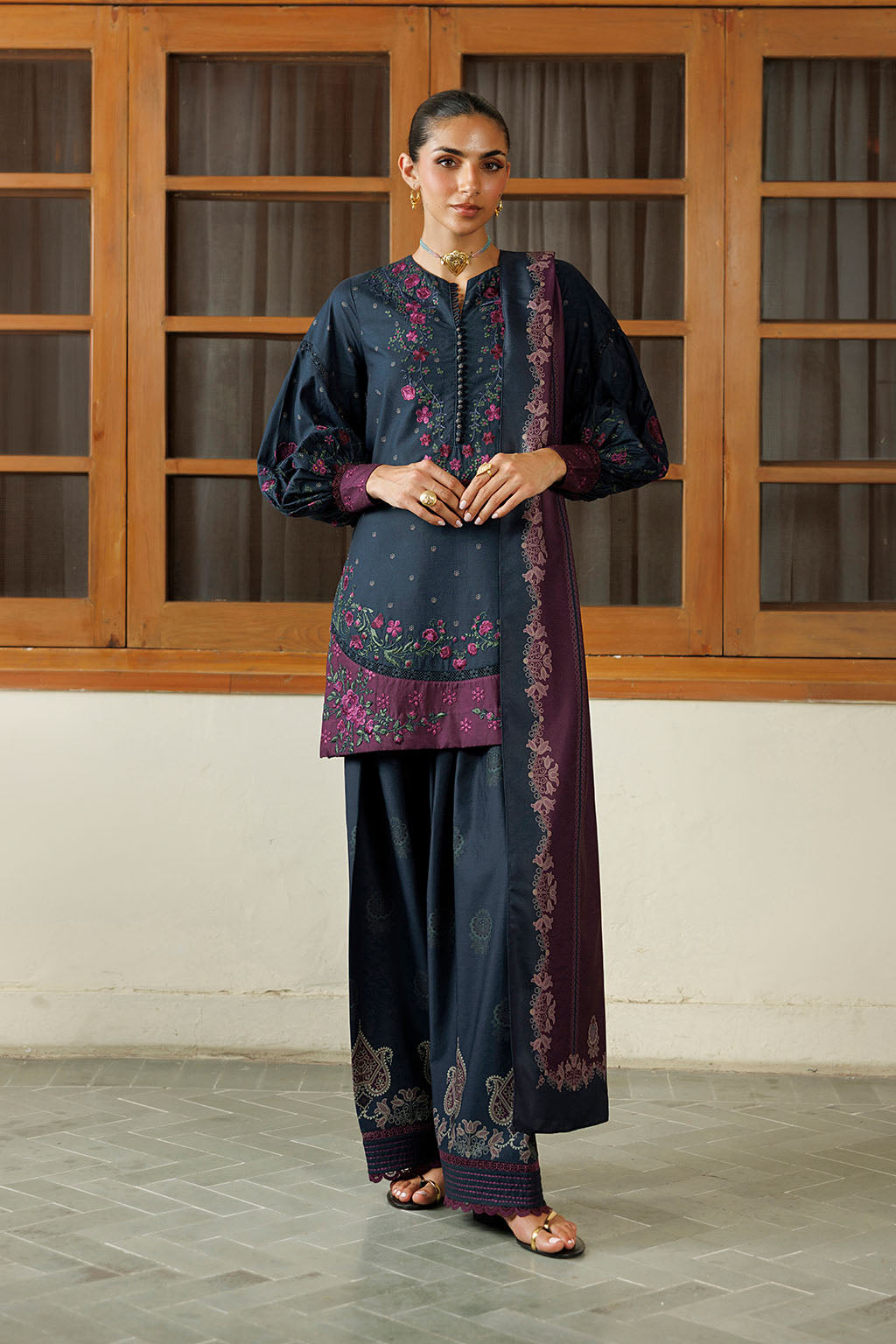 Iznik IPF-26 Embroidered Printed Viscose Linen