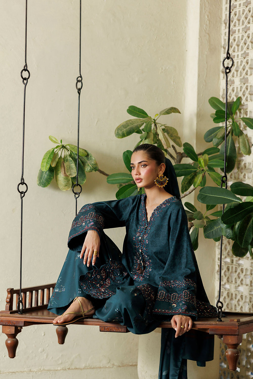 Iznik IPF-21 Printed Viscose Linen