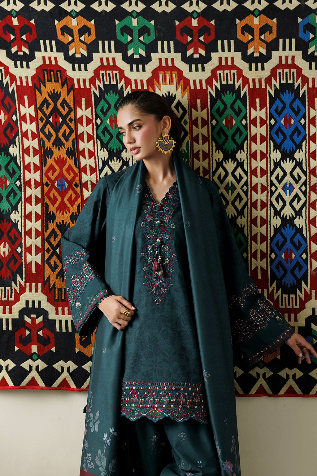 Iznik IPF-21 Printed Viscose Linen