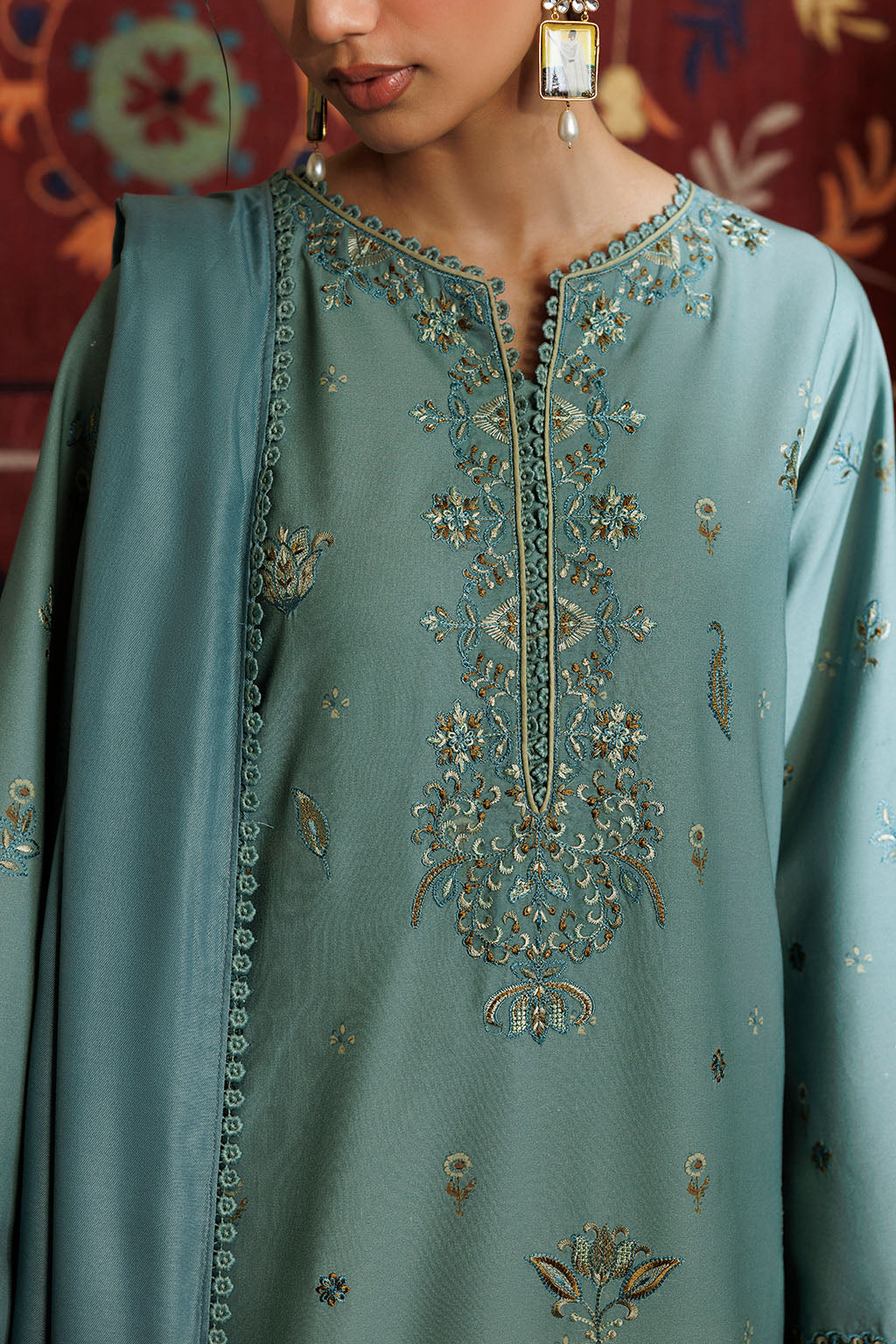 Iznik IPF-24 Embroidered Printed Viscose Linen