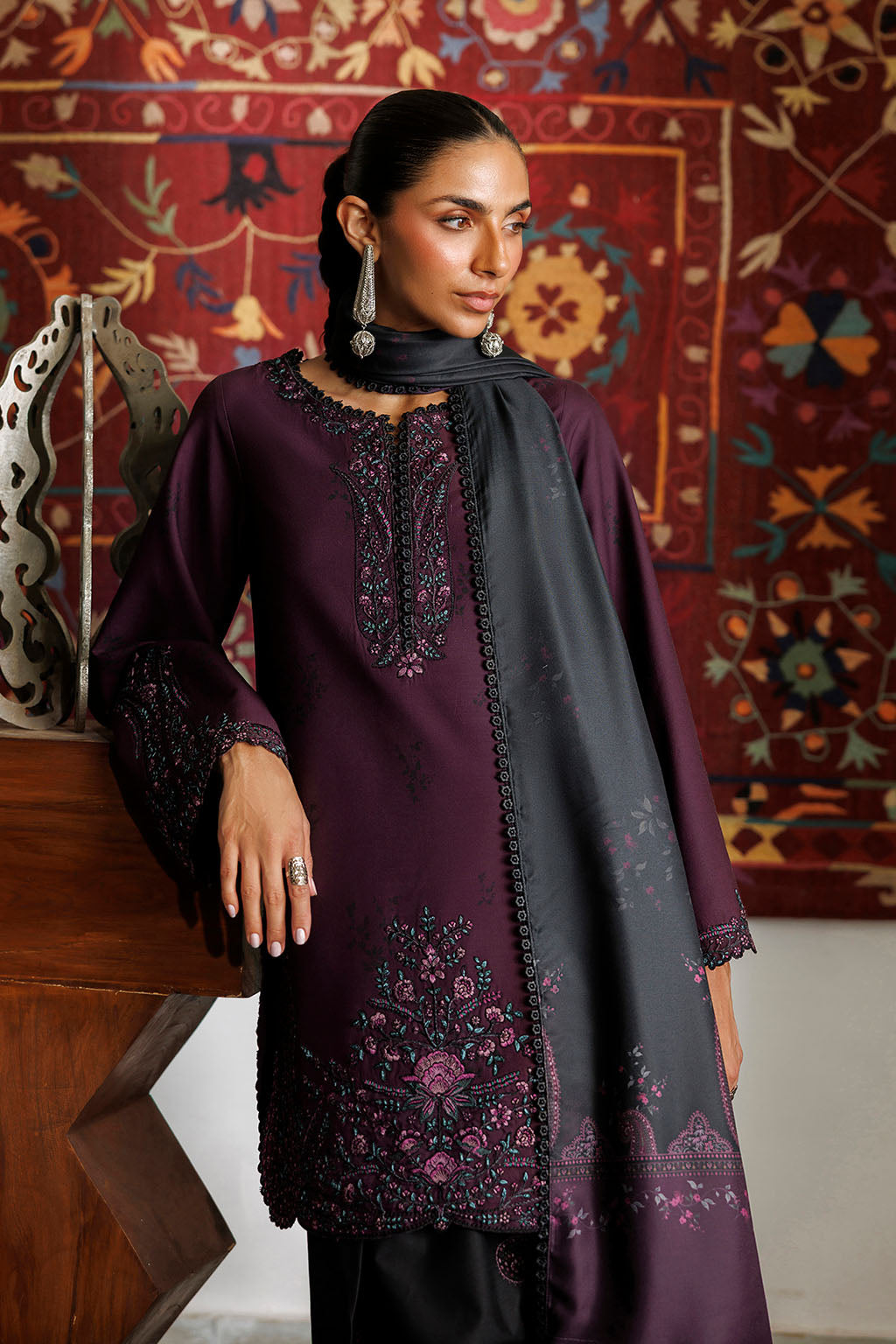 Iznik IPF-22 Printed Viscose Linen