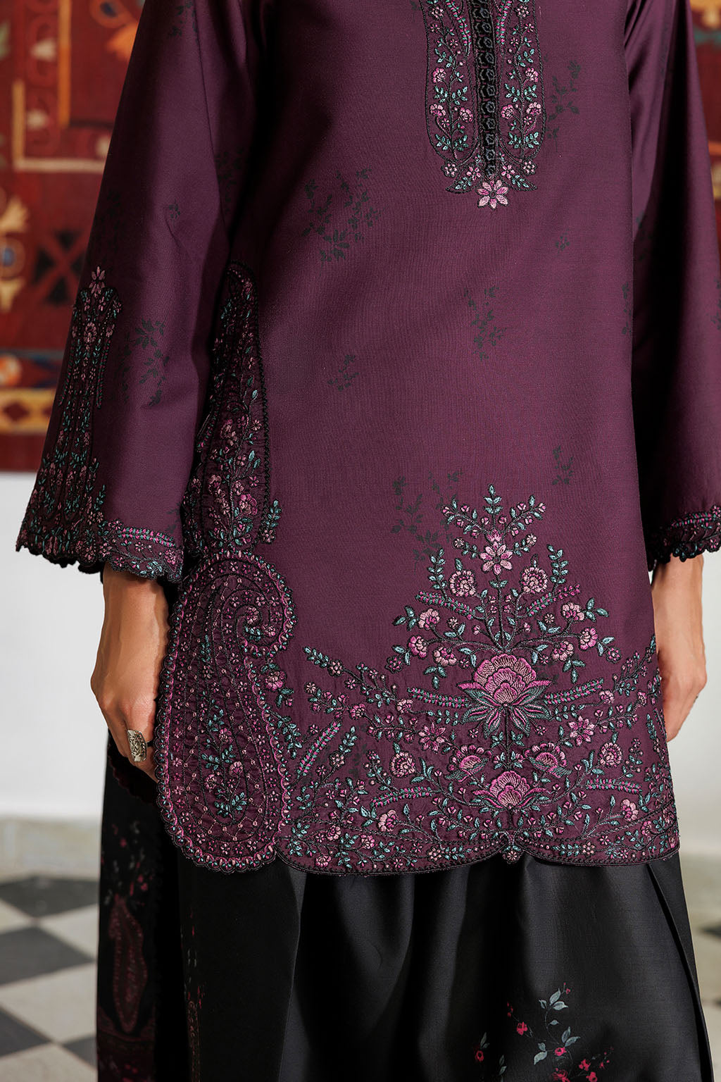 Iznik IPF-22 Printed Viscose Linen