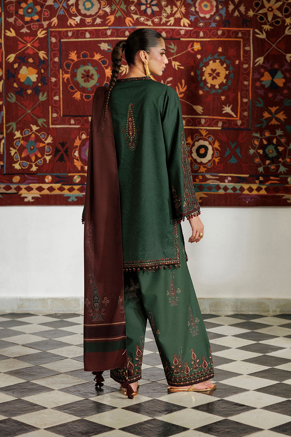 Iznik IPF-32 Embroidered Printed Viscose Linen