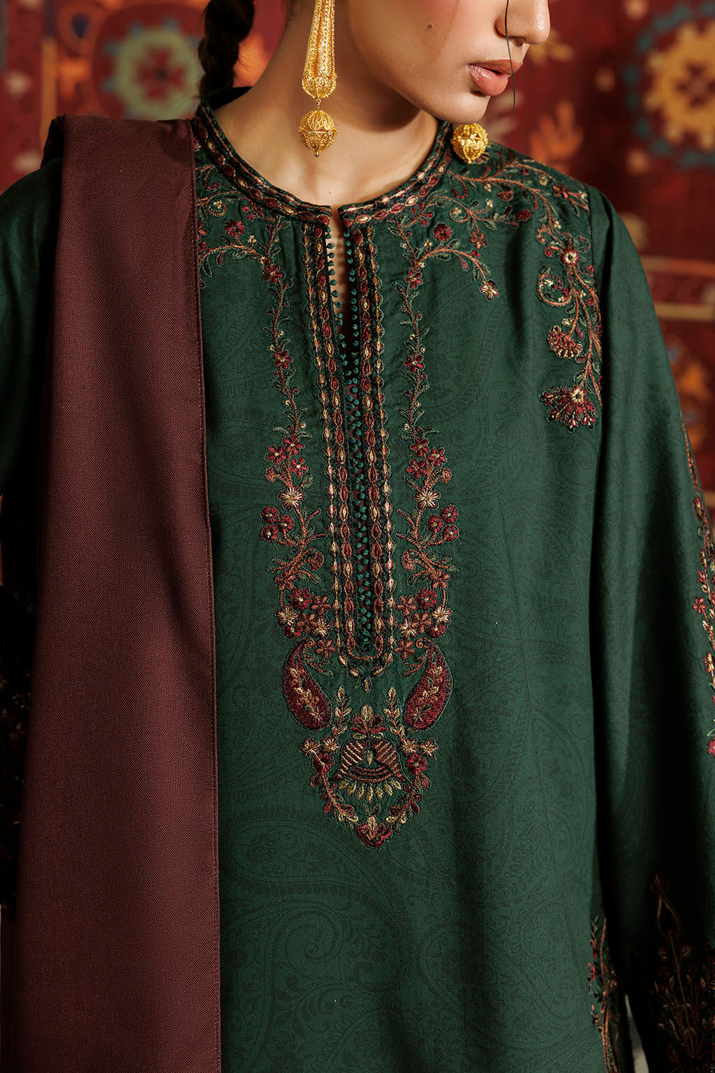 Iznik IPF-32 Embroidered Printed Viscose Linen