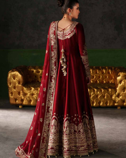 Emaan Adeel Onyx Muse Verve Silk
