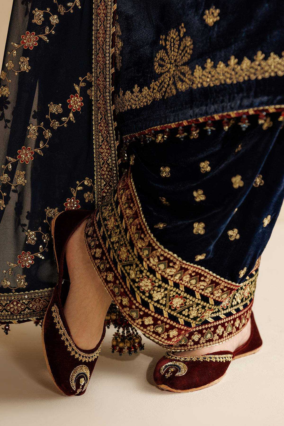Jazmin Chandni CVF26-D11 ROSHANAK