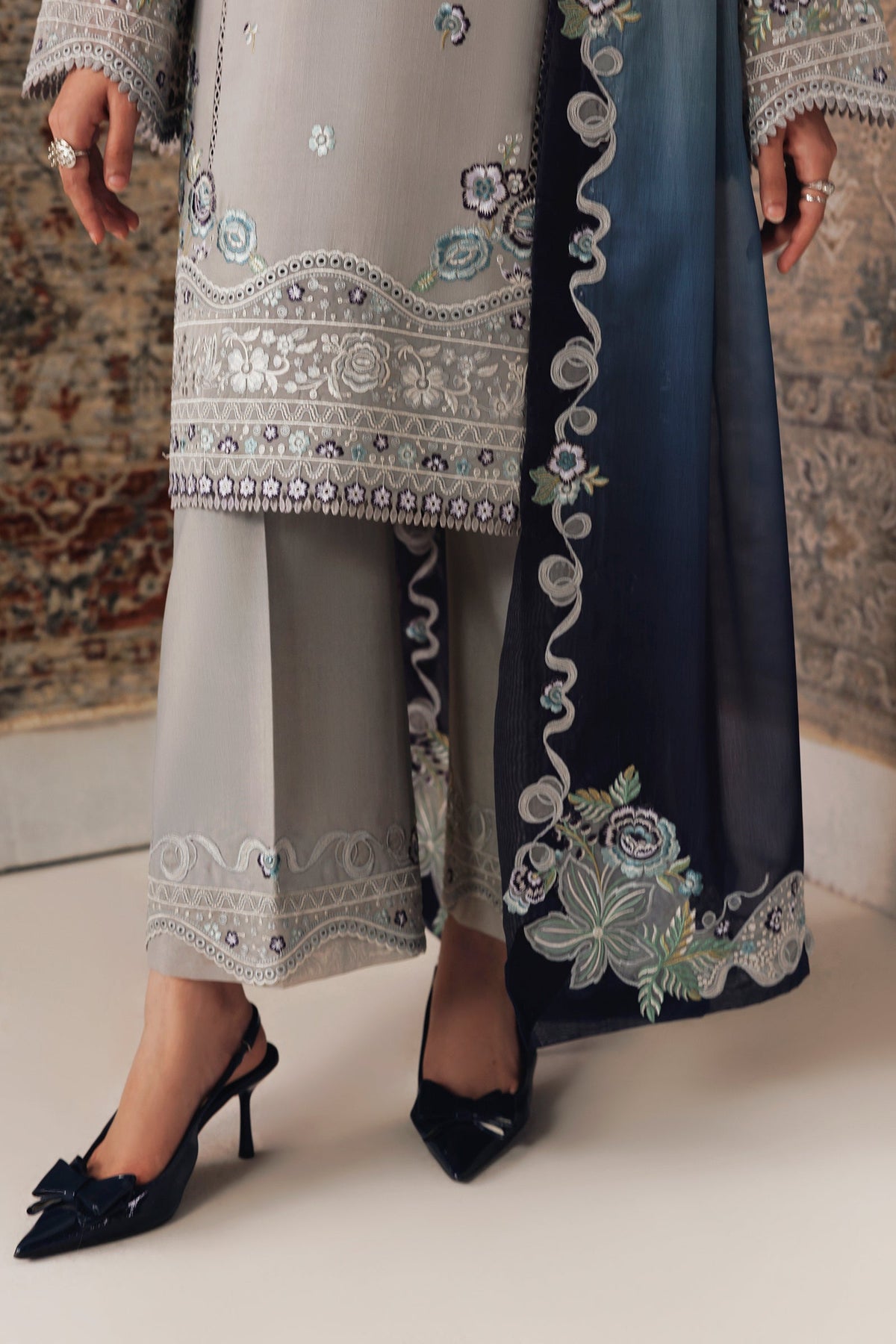 Qalamkar QLW-15 GINA