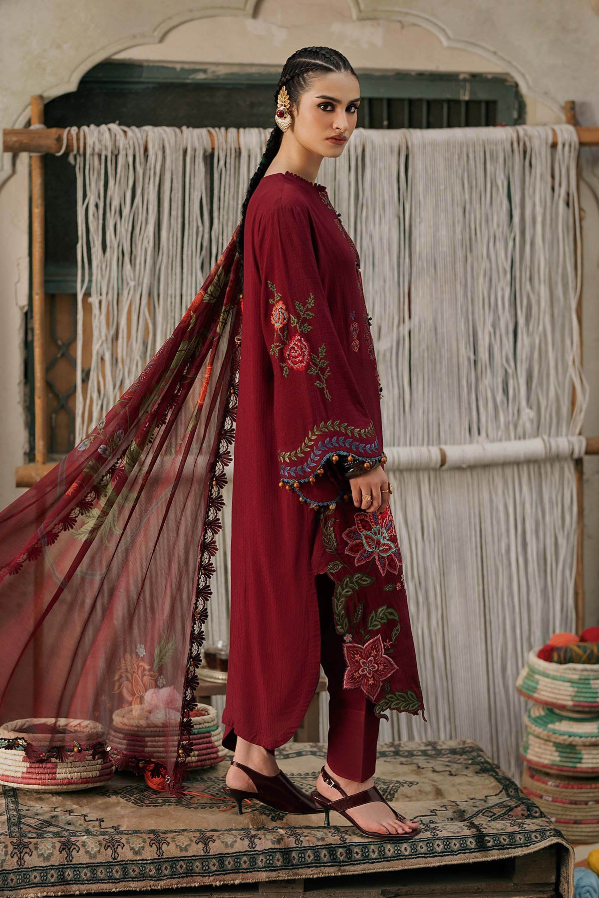 3 Piece Unstiched Embroidered Dobby Linen Suit
