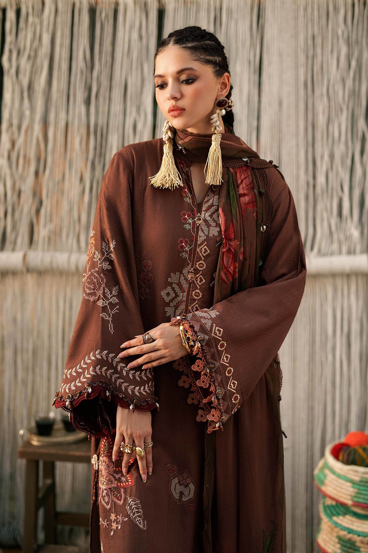 3 Piece Unstiched Embroidered Dobby Linen Suit