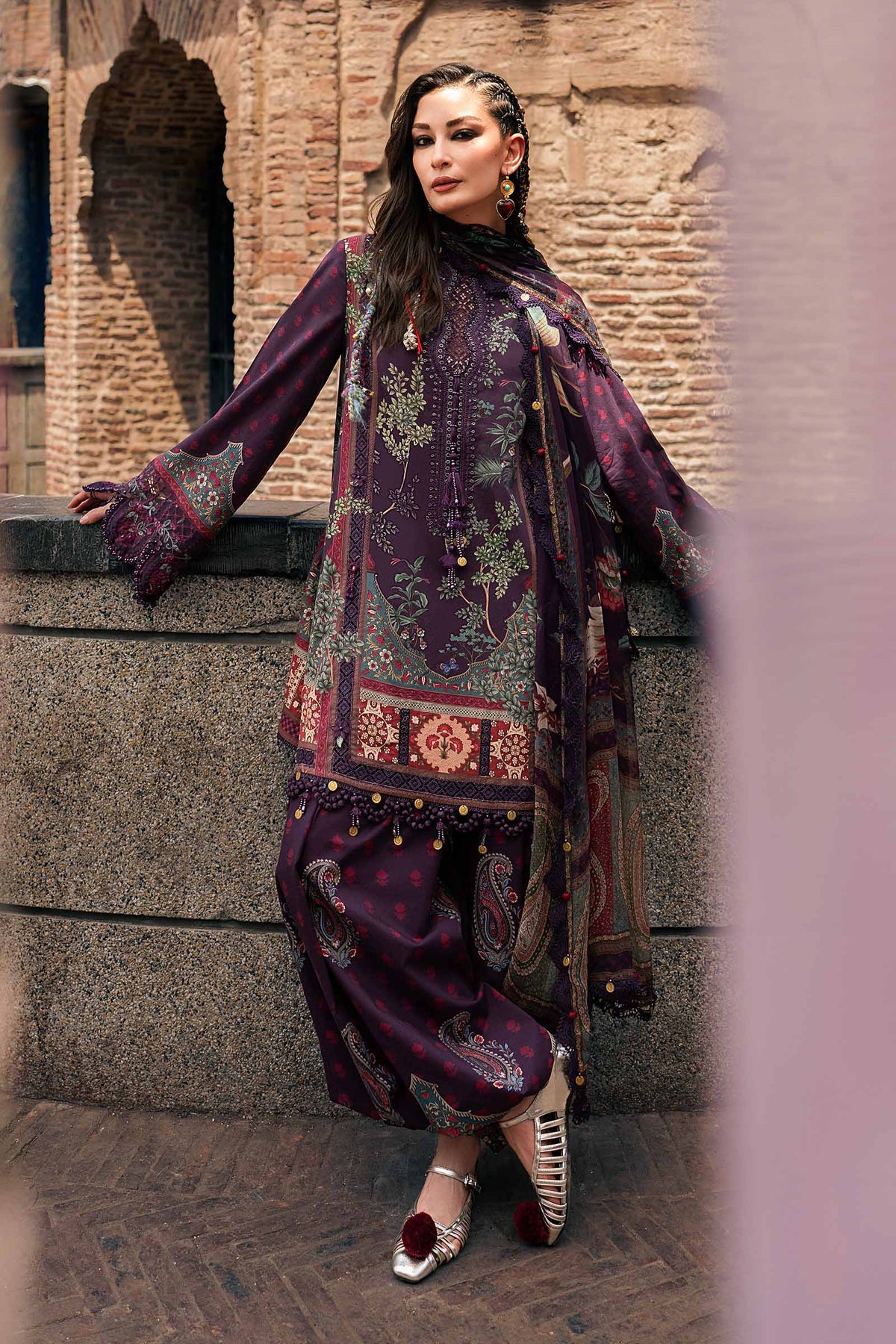 3 Piece Unstiched Embroidered Cambric Suit