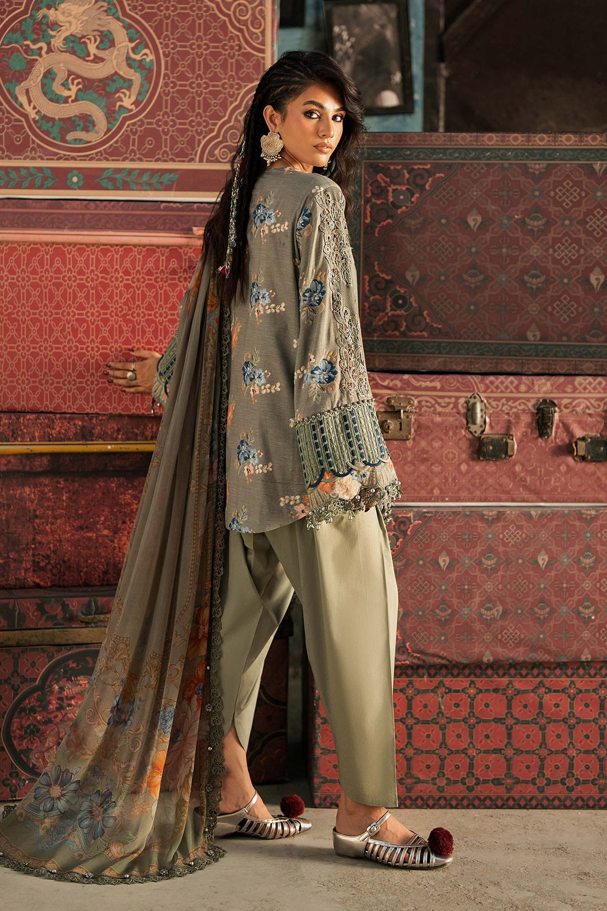 3 Piece Unstiched Embroidered Cambric Suit