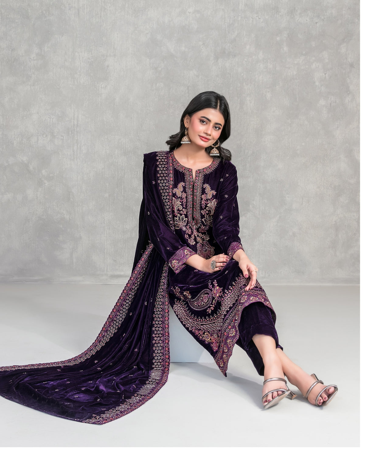 Sincera by Tawakkal D-5705 | Embroidered Velvet Suit | Pak Cloth House