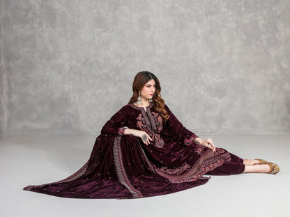 Sincera by Tawakkal D-5706 | Embroidered Velvet Suit | Pak Cloth House