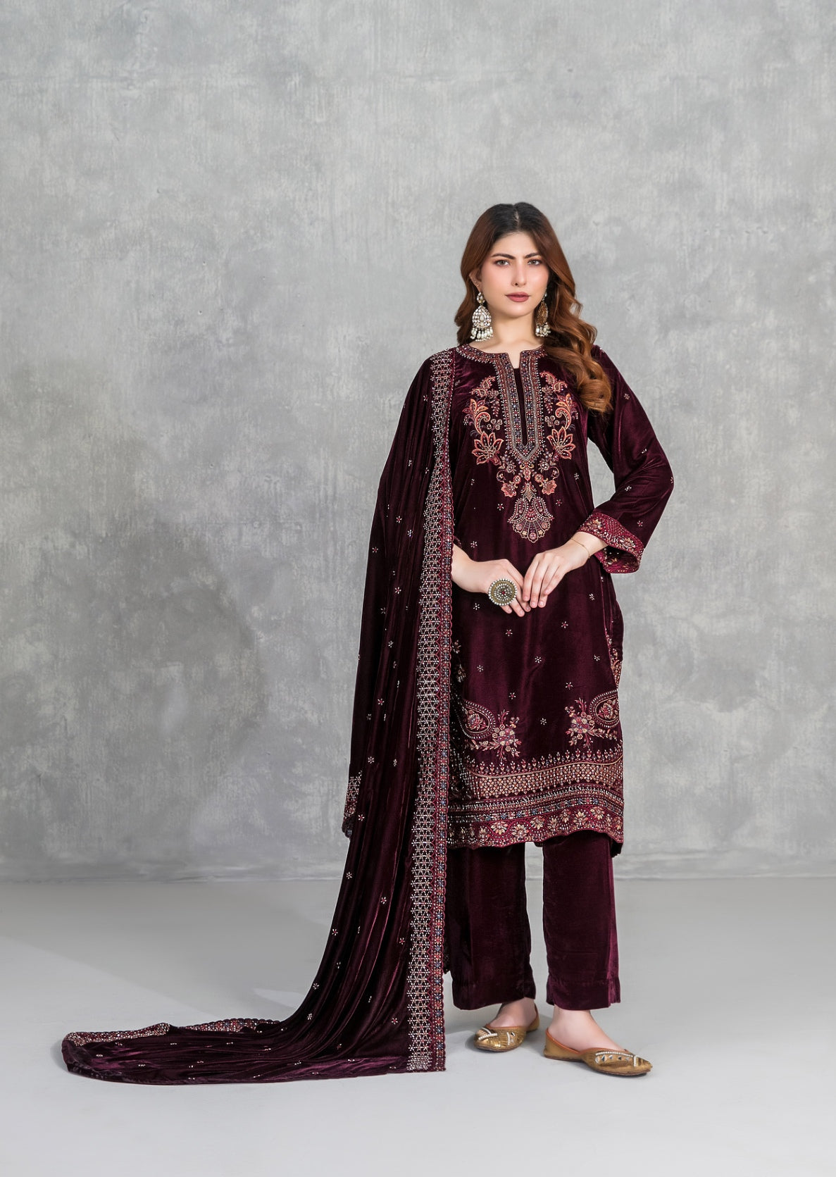 Sincera by Tawakkal D-5706 | Embroidered Velvet Suit | Pak Cloth House