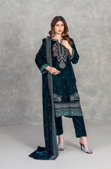 Sincera by Tawakkal D-5709 | Embroidered Velvet Suit | Pak Cloth House