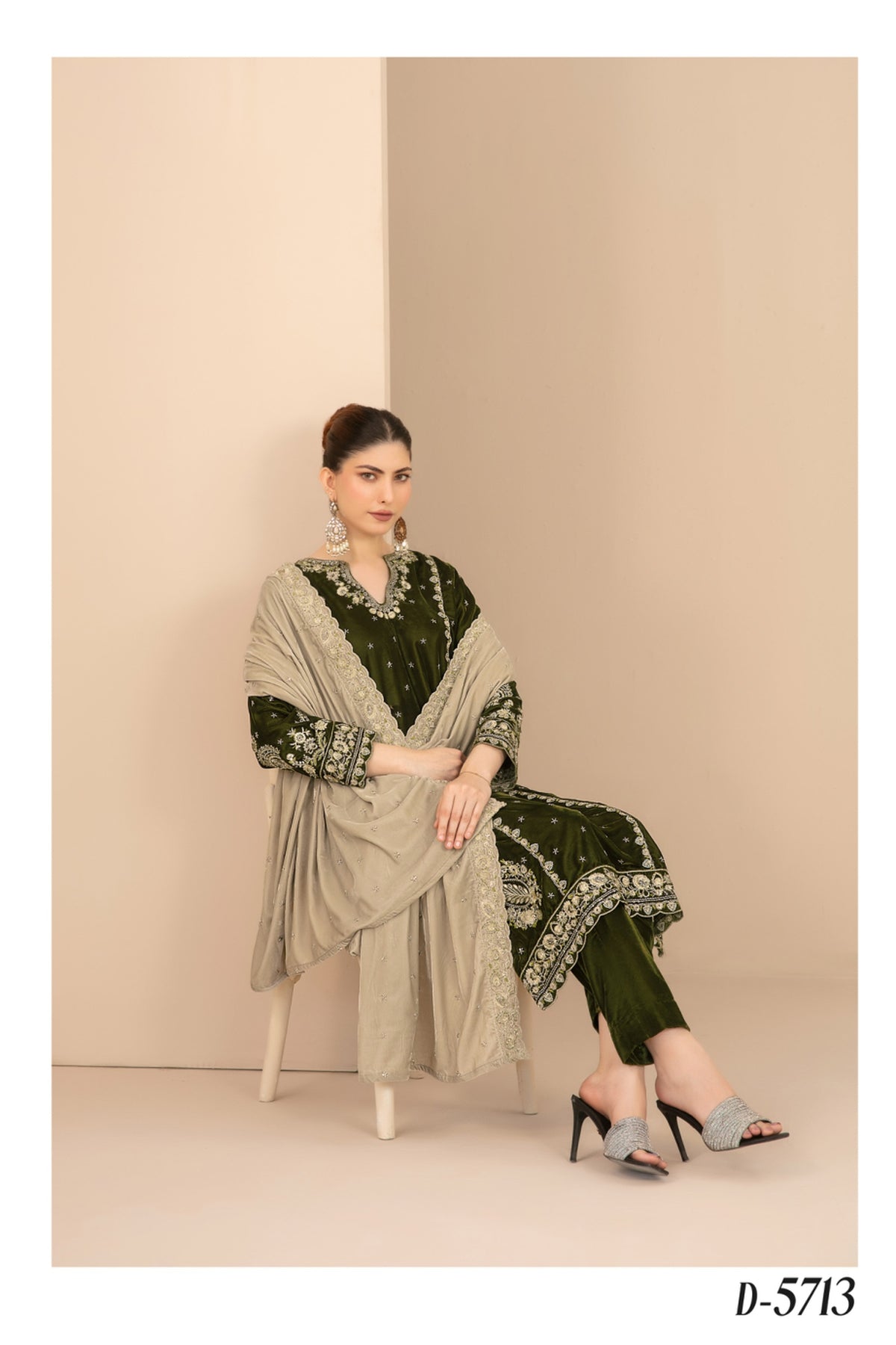 Milan By Tawkkal D-5713 | Embroidered Velvet Suit | Pak Cloth House