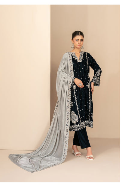 Milan By Tawkkal D-5714 | Embroidered Velvet Suit | Pak Cloth House