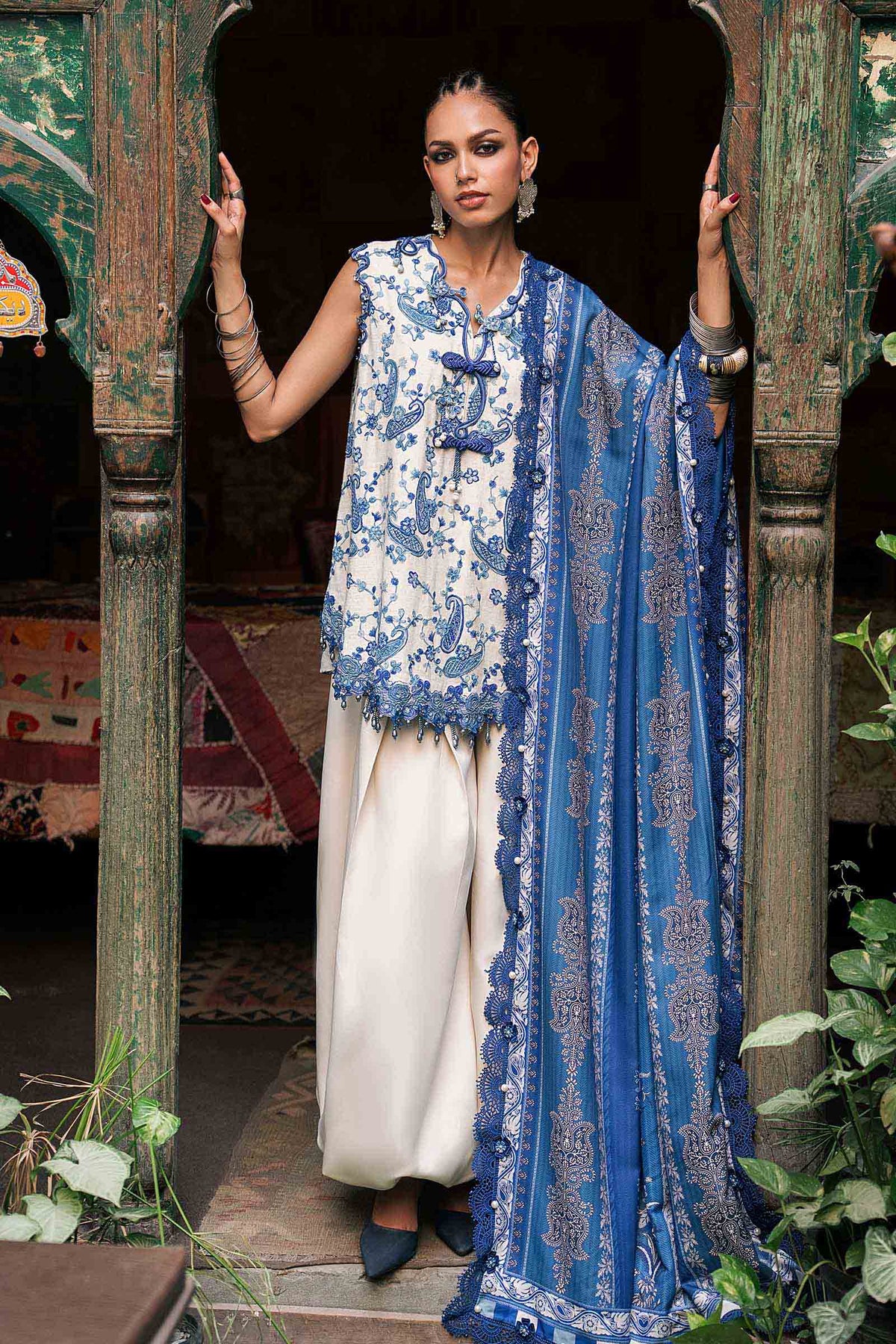 3 Piece Unstiched Embroidered Irish Linen Suit
