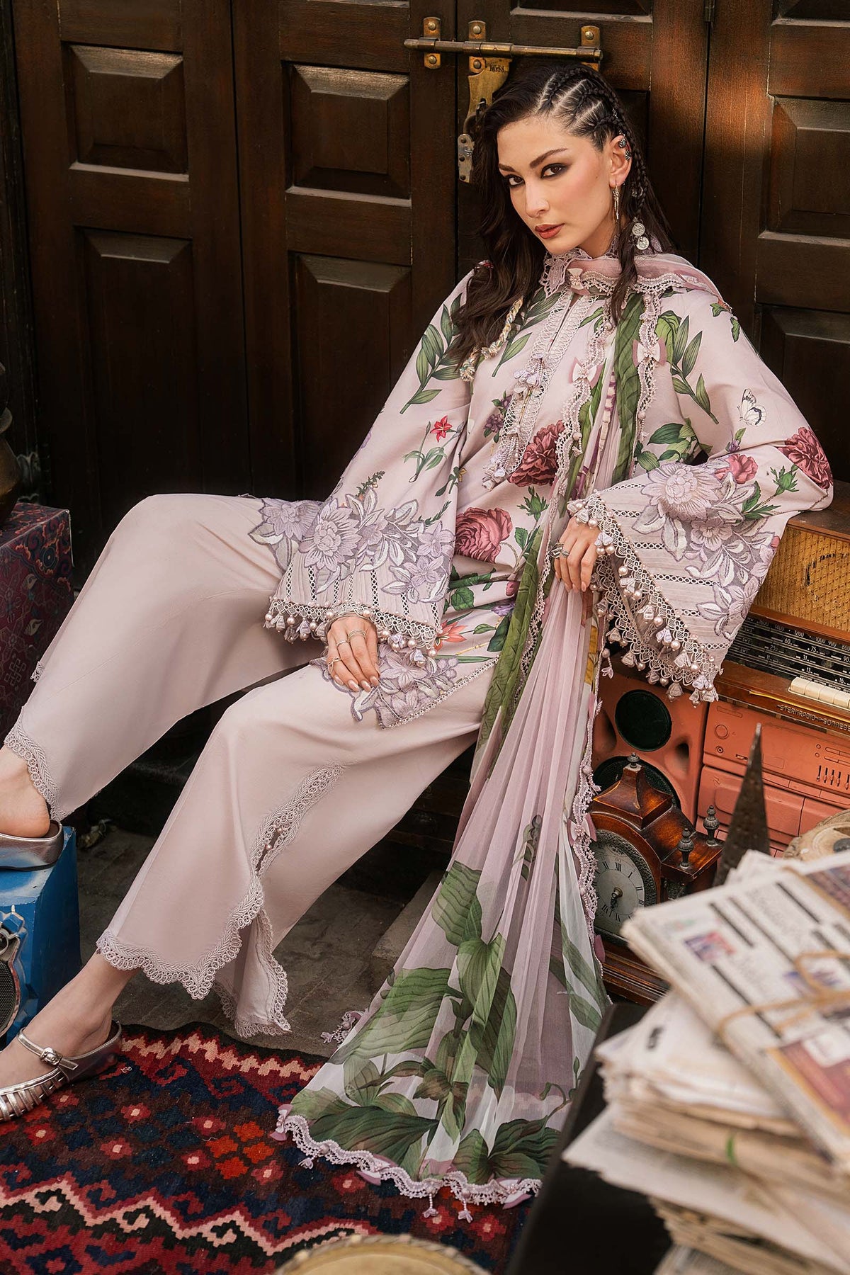 3 Piece Unstiched Embroidered Linen Suit